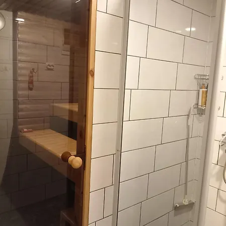 By The Park アパート