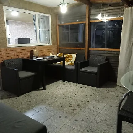 By The Park Apartment *