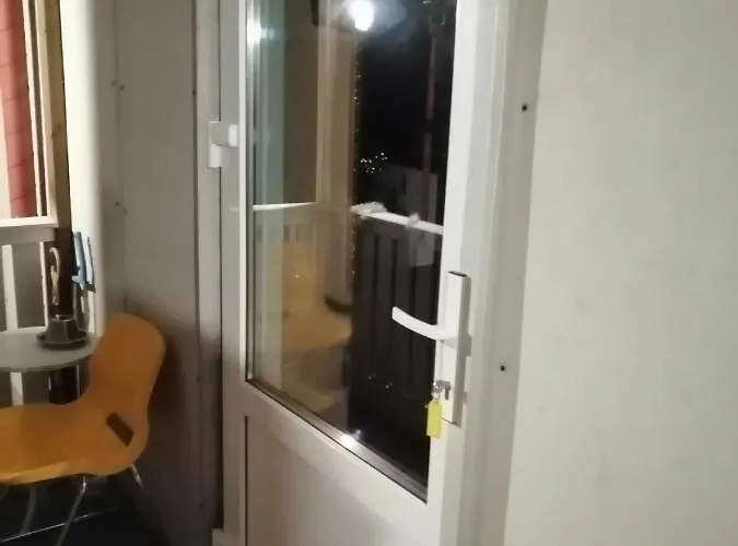 By The Park דירה